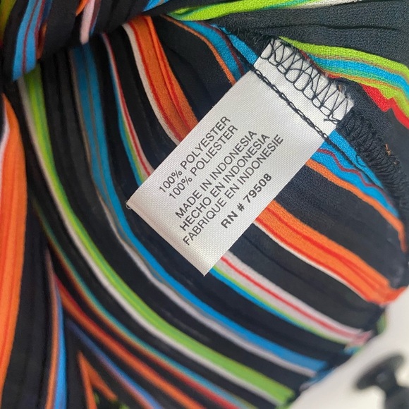 Violet & Claire 90’s Style Rainbow Button Up Blouse - Picture 4 of 6